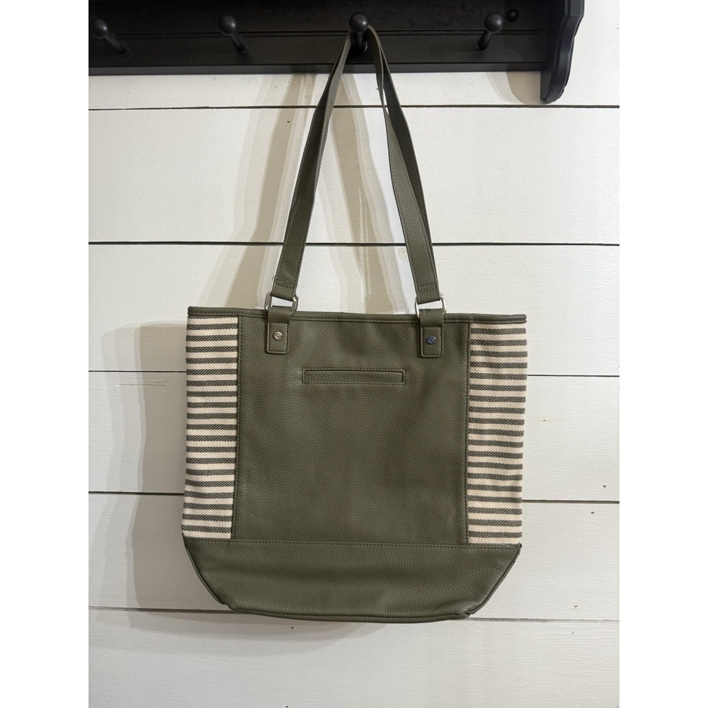31 Thirty One Green Colorblock Tote in ooh la‎ la olive pebble NWOT Purse